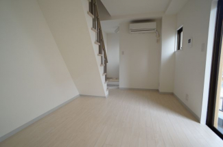 【居間・リビング】