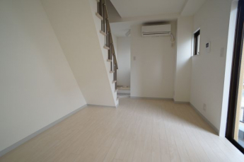 【居間・リビング】