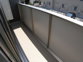 【バルコニー】