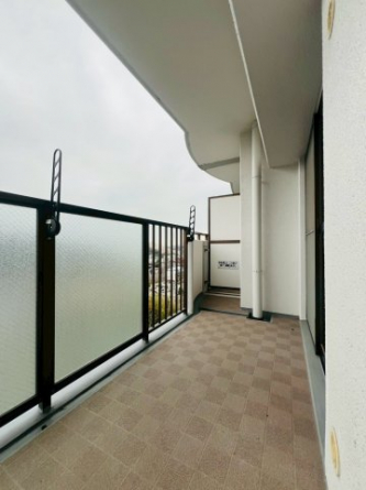 【バルコニー】