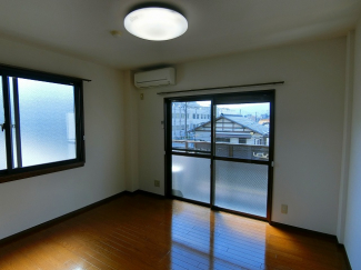 【居間・リビング】