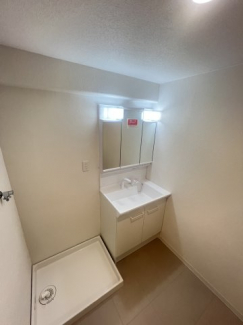 【独立洗面台】