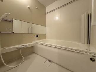 落ち着いた空間のお風呂です