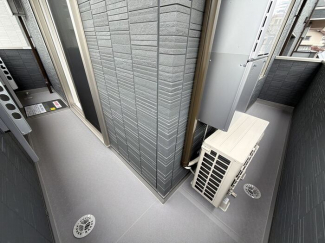 【バルコニー】