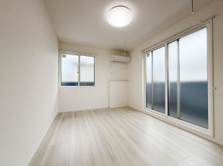 【居間・リビング】