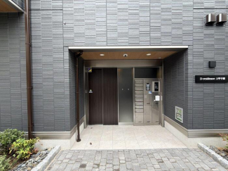 【エントランス】