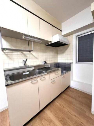 メゾン諏訪山の画像