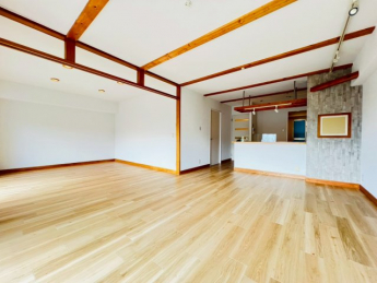 【居間・リビング】