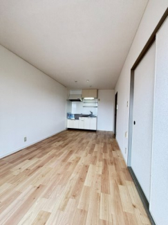 【居間・リビング】