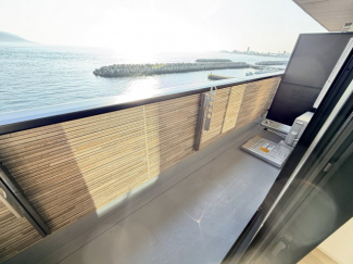 【バルコニー】