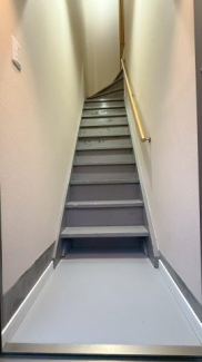 【バルコニー】