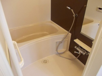 お風呂で日々の疲れを落としましょう