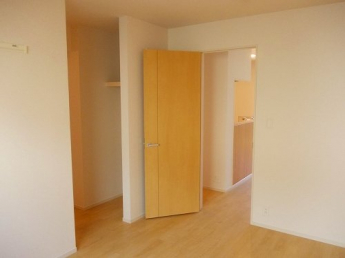 明るい室内です