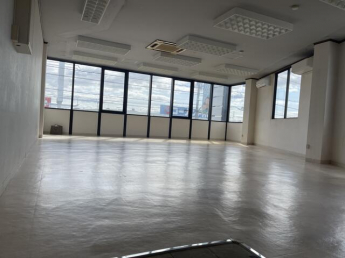 宝殿ビルの画像