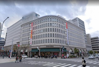 大丸神戸店まで99m