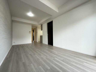 ゆとりある空間で家族の時間を大切に。 2026年2月に床・壁