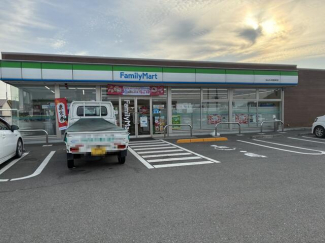 ファミリーマート松山久米窪田町店まで468m