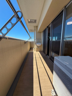 松山市小栗５丁目の中古マンションの画像