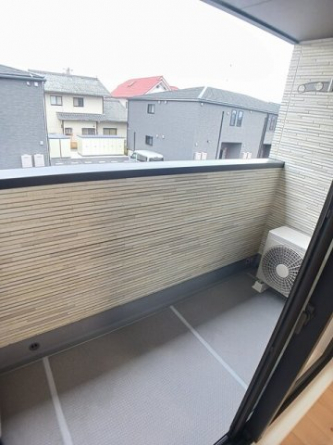 【バルコニー】