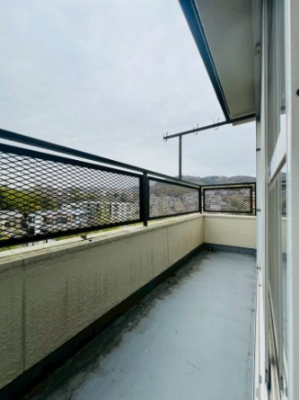 【バルコニー】