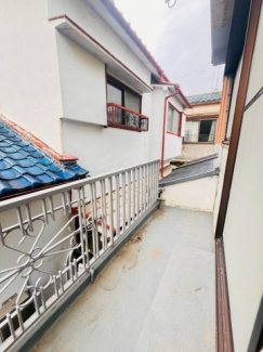 【バルコニー】