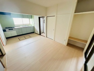 【居間・リビング】