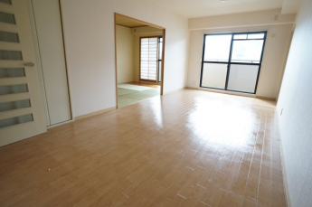 【居間・リビング】