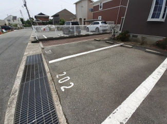 駐車スペースもあります