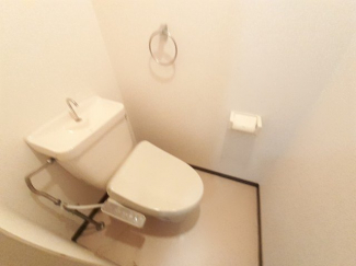 清潔感のあるトイレです