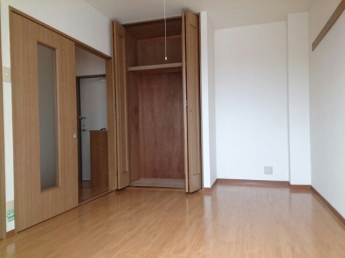 たっぷりとした収納スペースです