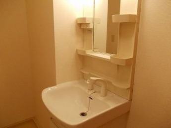 コンパクトで使いやすい洗面所