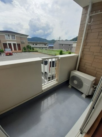 【バルコニー】