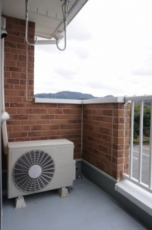 【バルコニー】