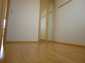 洋室(姿鏡付きCL)