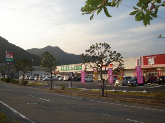 スーパーまで1,000ｍ