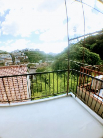 開放的で明るい空間を演出してくれるバルコニーです