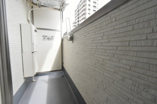 【バルコニー】