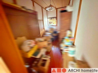 階段横の納戸。