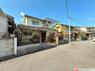 南東側（位置指定道路・私道）　幅員約４ｍ　間口約１０．１ｍ