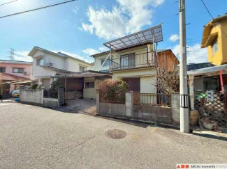 南東側（位置指定道路・私道）　幅員約４ｍ　間口約１０．１ｍ※