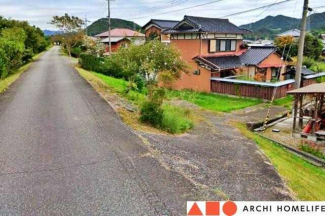 前面道路からの外観