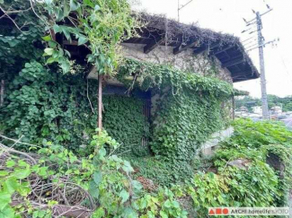 古家付き。現況渡し。