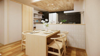 キッチン横にはパントリーとして使用できる、可動棚付きの収納ス