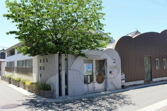 網干保育園まで890m