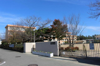 姫路市立砥堀小学校まで1680m