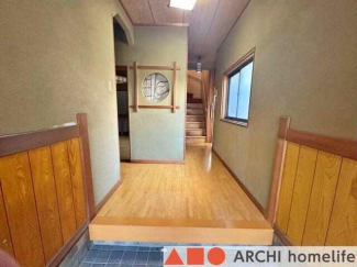 広々とした玄関。和の雰囲気がいいですね！