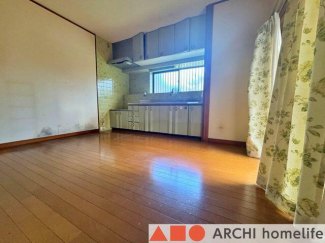 ダイニングキッチンのスペース。