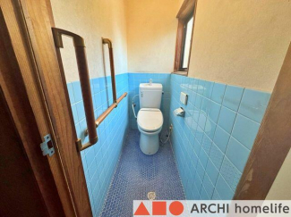 1Fの温水洗浄便座のお手洗い。