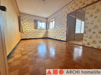 2階7.5帖洋室。6帖和室と続きになっています。