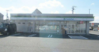 ファミリーマート姫路高浜店まで240m